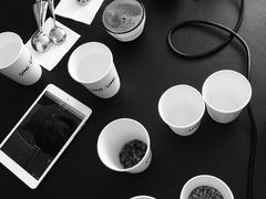 -UNI UNI(环亚凯瑟琳店)