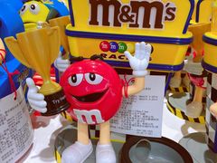 -m豆巧克力世界(上海世茂广场店)