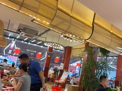 -刘姐啤酒鱼民族演艺餐厅(西街总店)