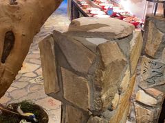-老牌坊云南鱼豆花火锅(爱建店)