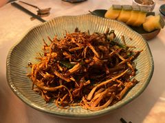 黑松露海盐温泉蛋焗口蘑-龟兹KUCINA·新疆菜(前滩L+PLAZA店)