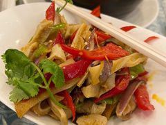 -巴扎美食·新疆菜·西域歌舞表演餐厅(新疆大厦店)