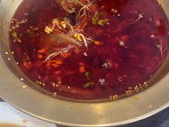 -川流不息·地道川菜·小龙虾(松东路店)