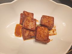 -虹潮荟·餐桌上的美食地理(太阳宫店)