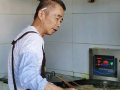 -铜罗阿二鸡腿