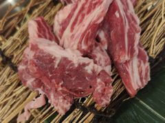 -臻牛烤肉