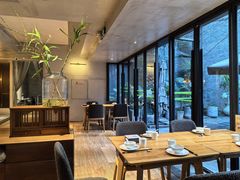 -渝半城经典川粤菜(重庆天地店)