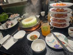 -得意咚瓜·顺德鱼生·冬瓜火锅(深圳首店)