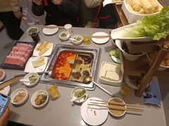 -海底捞火锅(宝龙广场夜宵主题店)