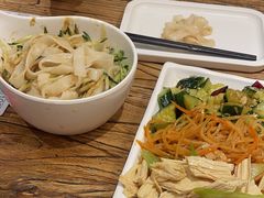 -平娃三宝烧烤·面食(南小街店)