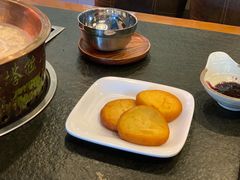 奶渣饼-诺敏塔拉奶茶-布里亚特包子-手把肉(锦都会店)