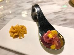 -La Mer Restaurant & Lounge