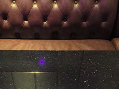 -皇马纯KTV·量贩·聚会(民治店)