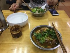 -朝阳路拉面店