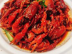 -肥肥虾庄·金牌油焖大虾(首义路店)
