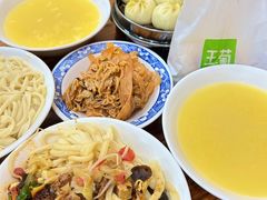 -王菊美食街·王菊面馆(总店)