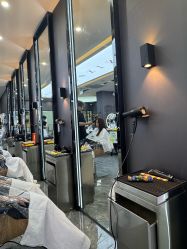 -藤野造型烫染·漂发