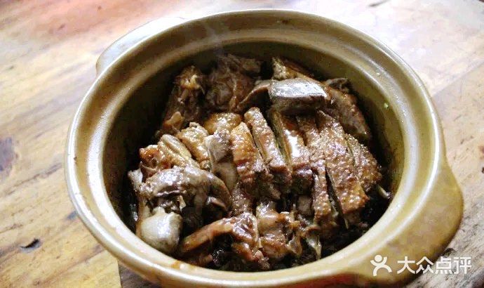 和记菜馆焖鸭图片