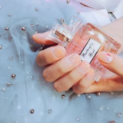 -艾薇美甲美睫