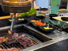 -臻牛烤肉