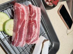 -蚂蚁洞·烤肉大营地(上海静安大悦城店)