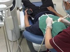 -雅悦齿科(顾村公园店)