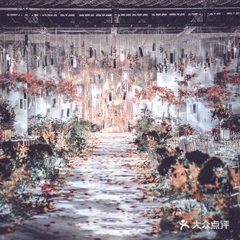 温柔与柔和并存的香槟色系,简约百搭的白色和高雅的香槟