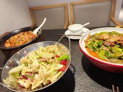 -万重锦·人文川菜馆(骡马市店)