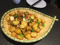 -万重锦·人文川菜馆(骡马市店)