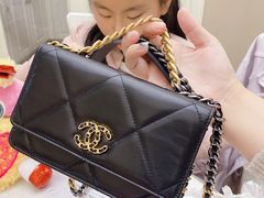 -Chanel(德基广场店)