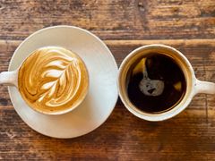 拿铁-WABI COFE(愚园路店)