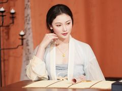 -瑞虹新天地月亮湾