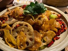 香锅牛蛙-辛香汇(飞洲店)