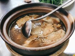 -明记烧鱼美味店