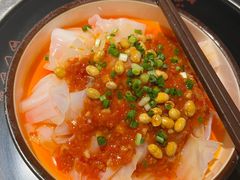 西红柿酱卷粉-野山舂·贵州现舂酸汤牛肉(民生路店)