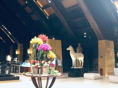 -三亚湾海居铂尔曼度假酒店