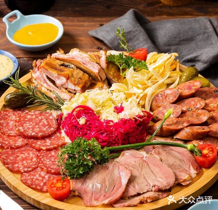 吃货世界里有有烦恼么?如果有的话,肯定是形体