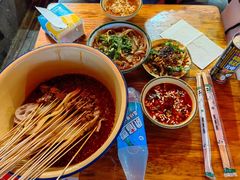 -拈签一笑黄牛肉辣卤串串