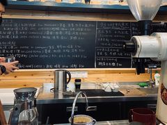 -Be Lived Cafe比例咖啡(摩天轮店)