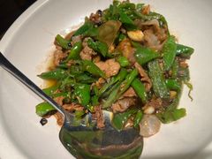 -爱碗亭·鲜炒湖南菜(壹城中心店)