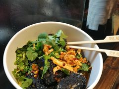 黑色经典臭豆腐-黑色经典臭豆腐·湖南特产(太平街口店)