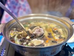 -千岛蚝高压锅生蚝·人参火锅(白云万达店)
