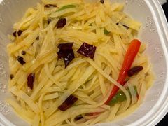 -老来福·非遗酸汤兔(凯旋路店)