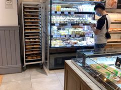 面包甜点陈列柜-罗森尼娜(德思勤店)