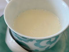 蛋白杏仁茶-伯衡55·吉品轩(乌鲁木齐南路店)