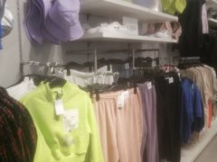 -H&M(天一广场店)