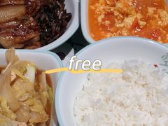 -老乡鸡(上海白玉兰广场店)