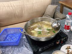 -正宗简阳羊肉汤(荣盛·布鲁明顿广场店)