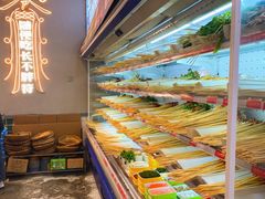 巷子里嫩牛肉-巷子里头麻辣烫火锅串串(温江店)