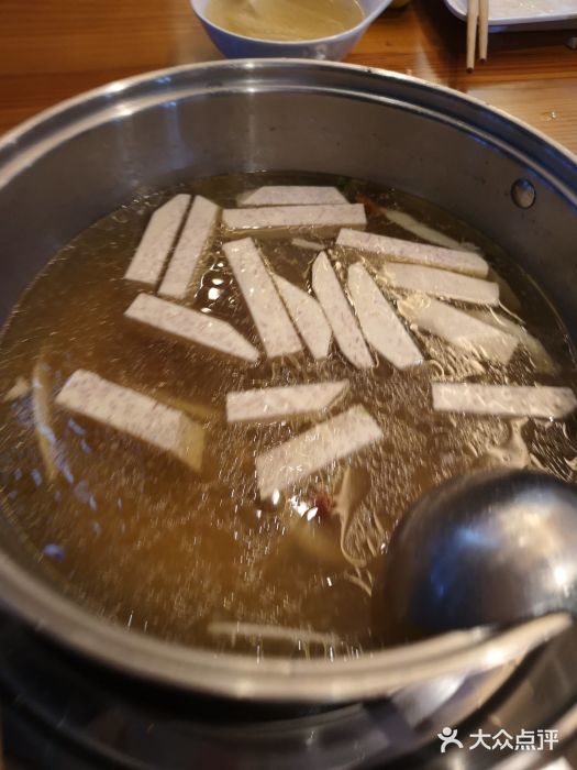 南国锋味椰子鸡(瀚海店)海南野生香芋图片